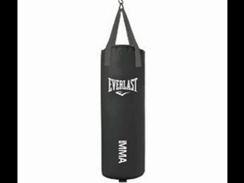 Everlast 70 Pound MMA Heavy Bag Kit
