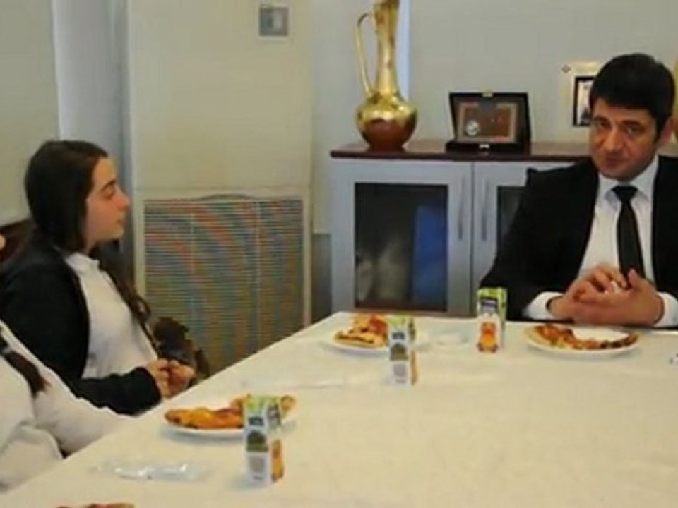 Polis Çocuk