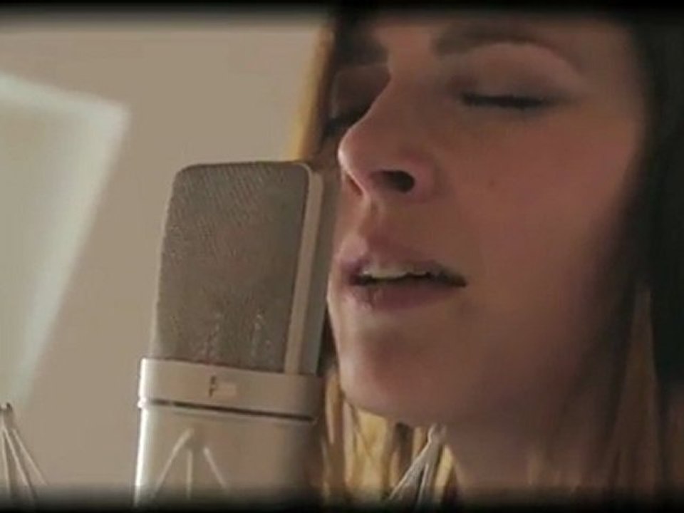 Julien Voulzy et Elodie Frégé - "C'est l'amour mon amour" (B.O Lignes de Vie / France 2)