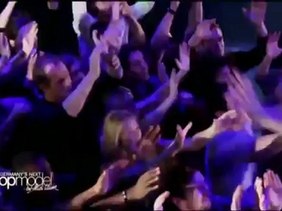 2012.04.05 - PRO7 - Bill @ Germany's Next Topmodel - English Subtitles
