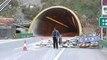 Out-of-control Chinese truck has close call with tunnel