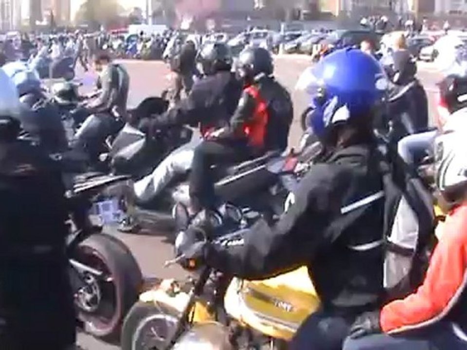 La FFMC 28 le 25 Mars 2012 à Paris - Vidéo 2