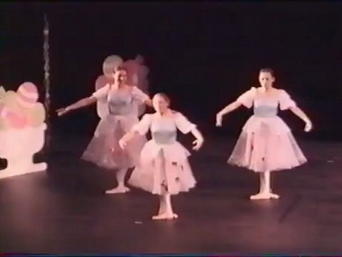 Gala de Danse 1999-Valse des Fleurs
