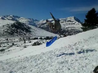 enorme saut en luge !
