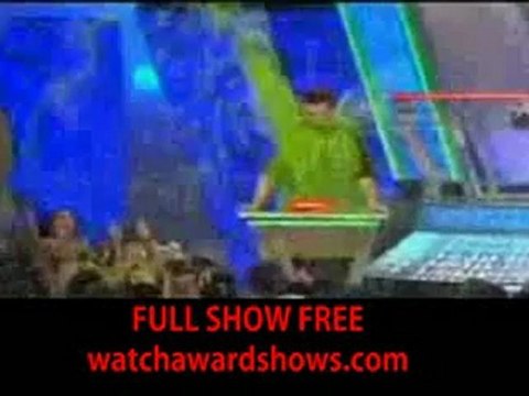 Chris Colfer gets slime Kids Choice Awards 2012