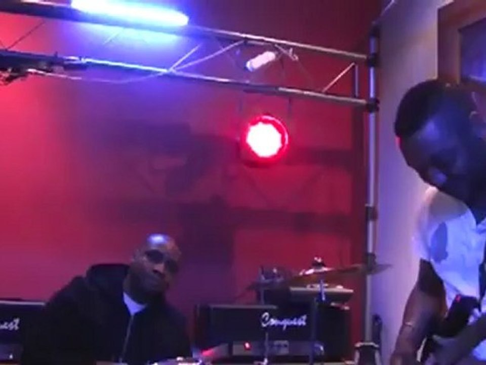 clan zaiko ( adamo ekula chante du zouk )