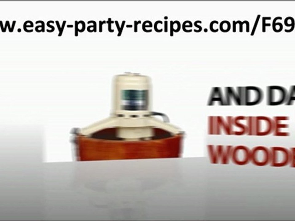 Maxi-Matic Elite Gourmet Old Fashioned Pine Bucket Electric/Manual Ice Cream Maker