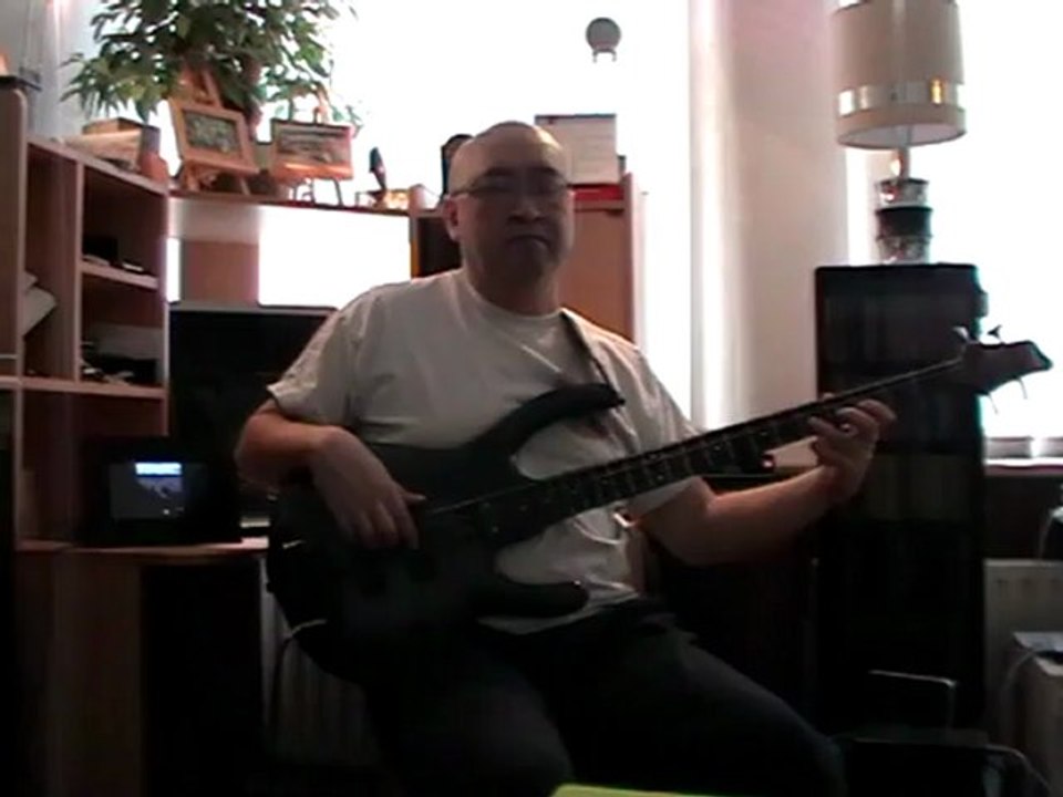 Lively upyourself-basscover Bob Roha