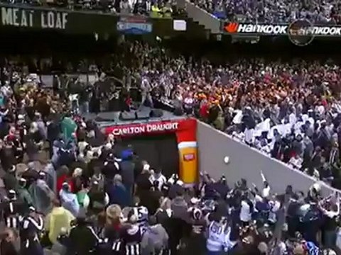 Meat Loaf 2011 AFL Grand Final WOW