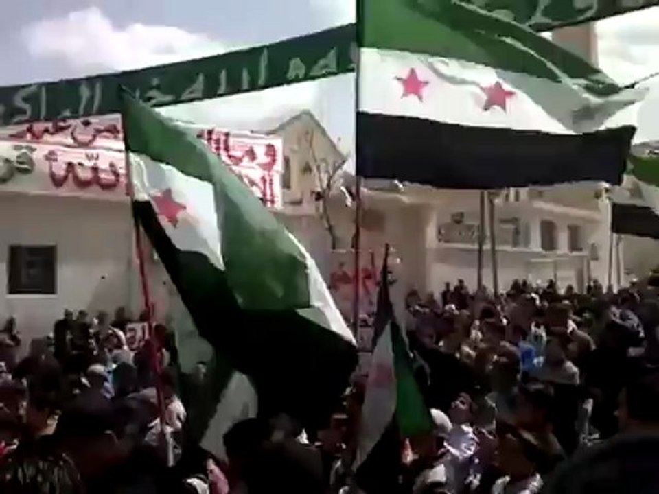 فري برس ريف دمشق القلمون قارة  جمعة من جهز غازيا فقد غزا  6 4 2012ج3