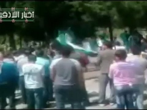 فري برس اللاذقية الحفة بابنا والجنكيل ارحل ارحل يا بشار 6 4 2012 ج1
