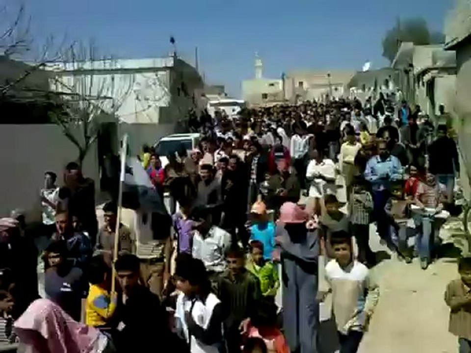 فري برس ادلب  معرزيتاجمعة من جهز غازيا فقد غزا 6 4 2012