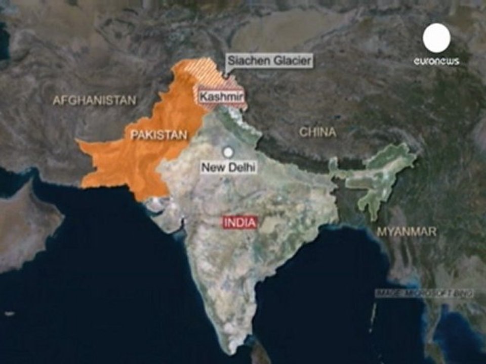 Avalanche in Kashmir buries army camp
