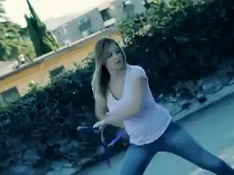 Karateci kız