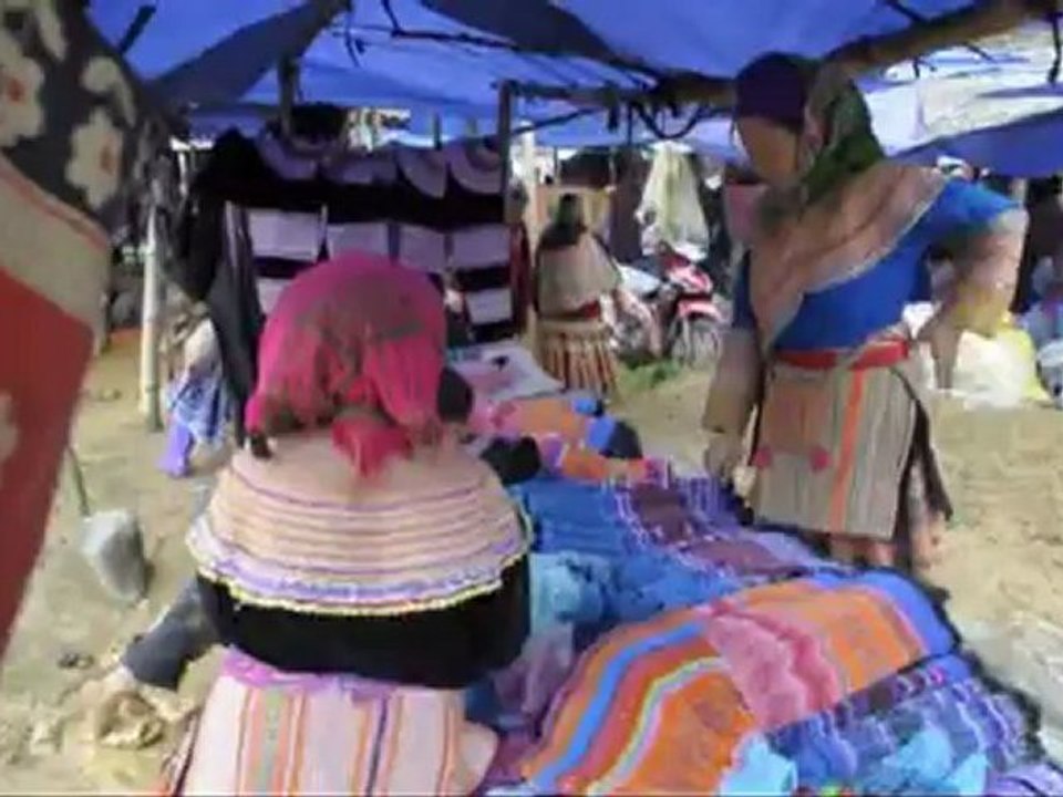 Voyage Vietnam - Visite du marché de Can Cau - Minh Anh Voyage