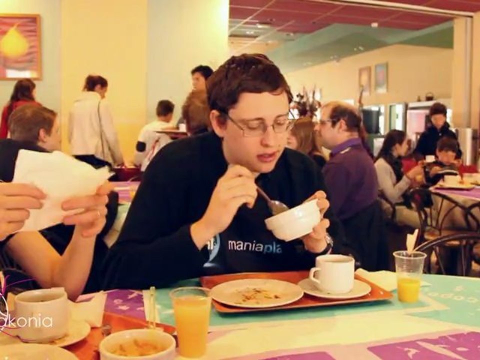 [Drakonia] Petit déjeuner du samedi matin - Gamers Assembly 2012 #Fun