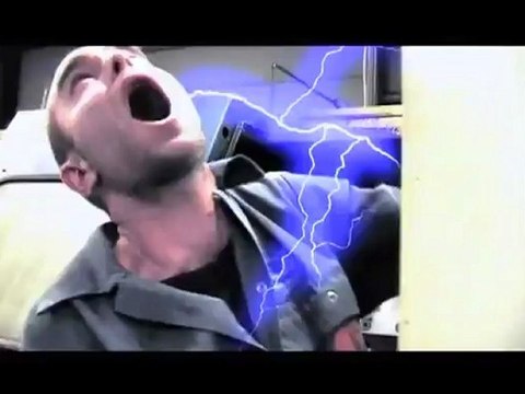 TRAILER MAQUINAS INFERNALES 2010