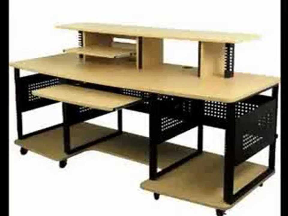 Studio RTA Producer Station Maple
