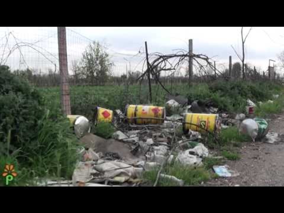Gricignano (CE) - Via Boscariello e le strade campestri tra i rifiuti (06.04.12)