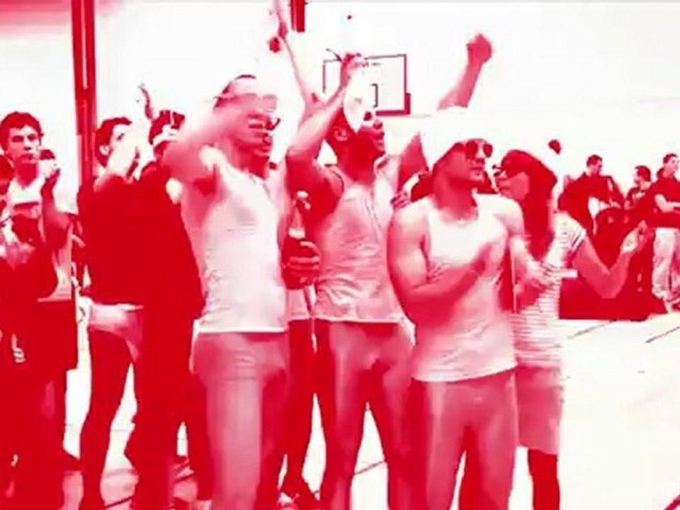 30 premières secondes : Weariz Charlie part à Paris : Red Bull Balle Aux Prisonniers 2012.