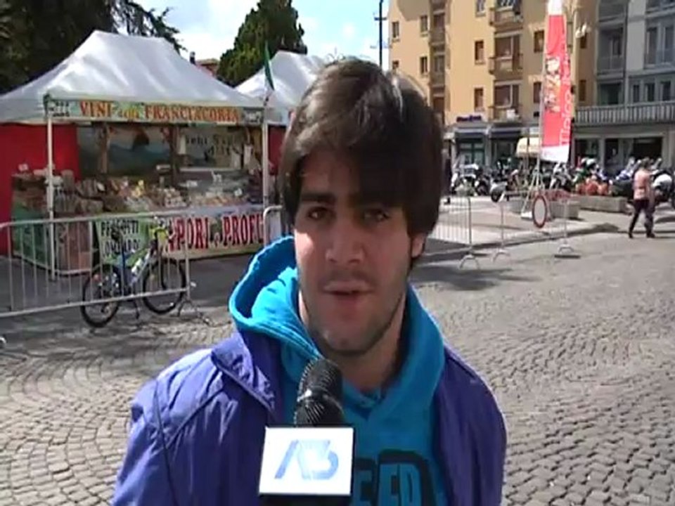 bossi vittima del suo egocentrismo