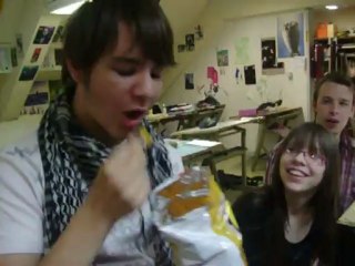 Alessandro vs Cheetos