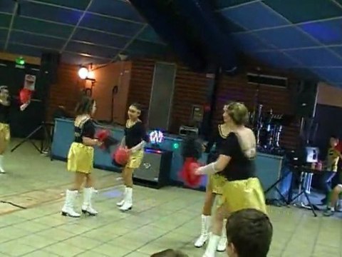 Majorettes Firminy 2012 à Unieux suite