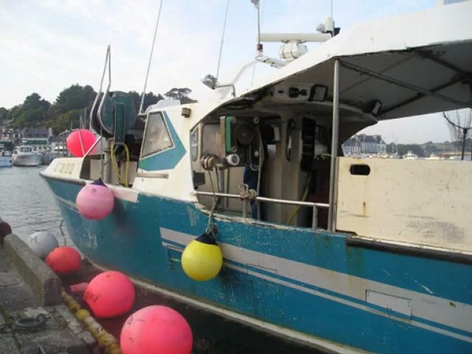 AUDIERNE en Bretagne  musique: Logod Dall