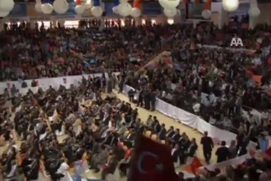 Bir kez daha millet kazandı