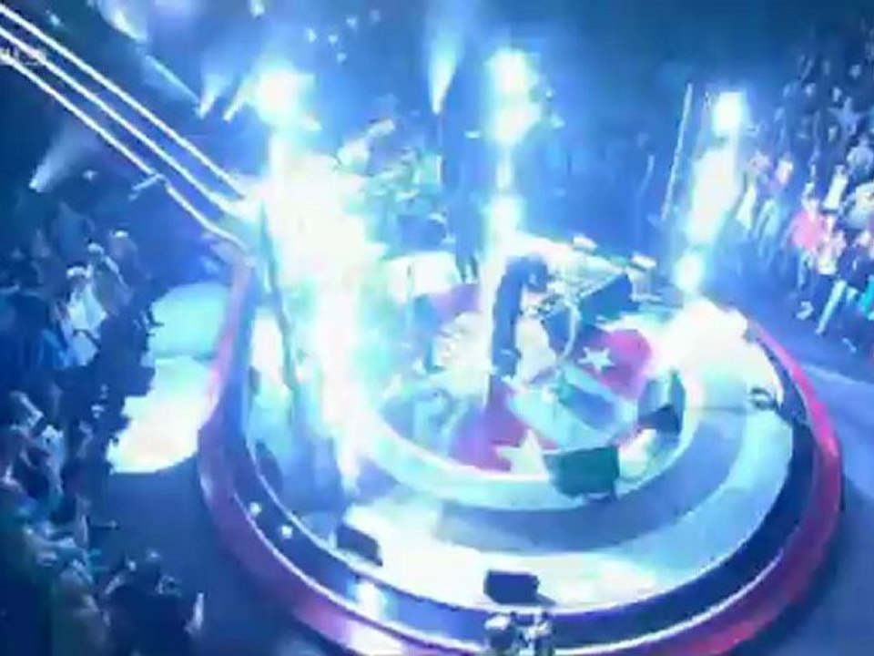 Korn 'Get Up' live at the Bülent Ceylan Show