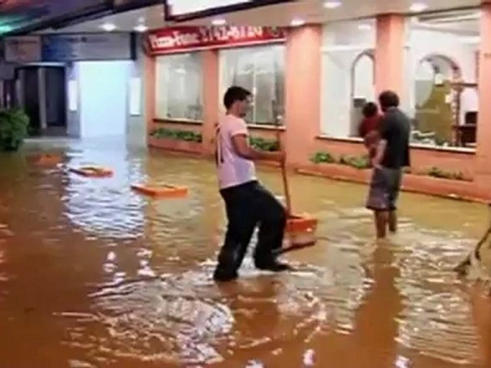 Floods kill at least five in Brazil