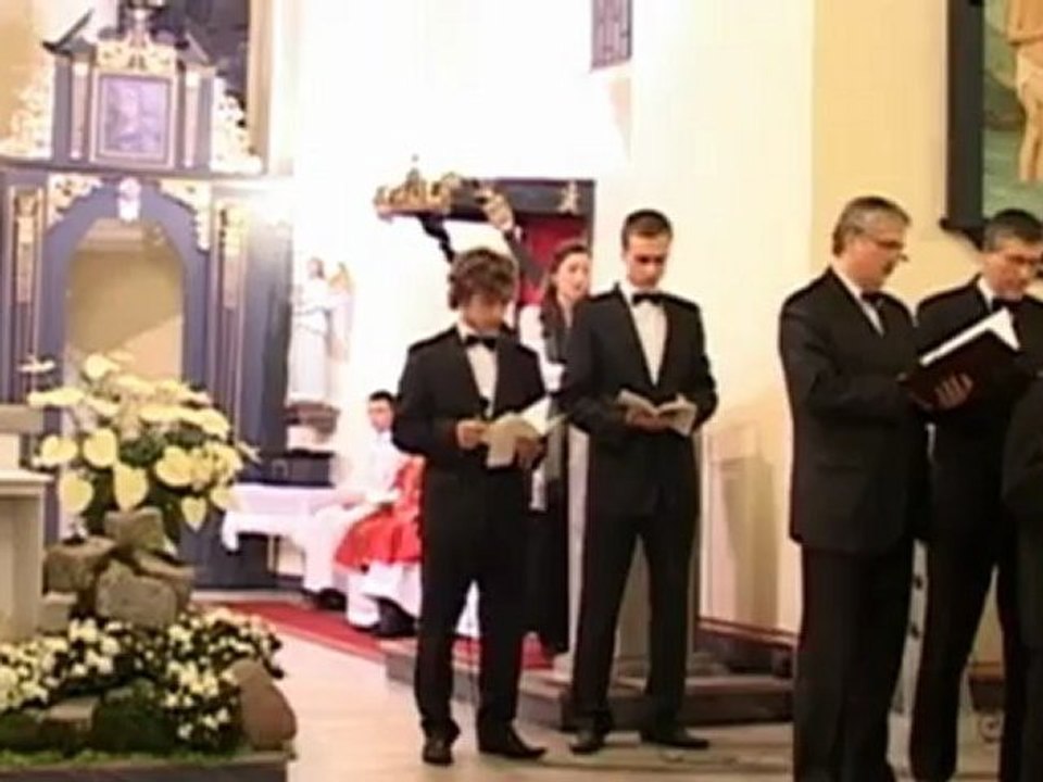Brzezie: Wielki Piątek - chór wykonał opis Męki Pańskiej