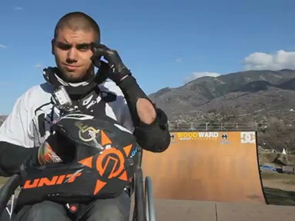 Backflip en fauteuil roulant à Woodward West