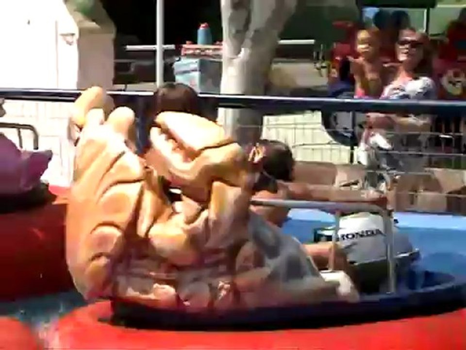 Botes de choque - Funny Beach