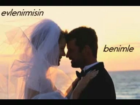 Rafet El Roman - Ömrümün Sahibisin Sen 2011 [HQ]