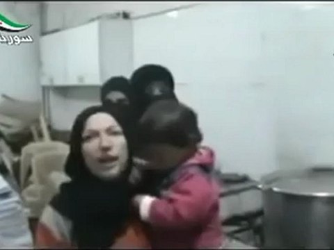 فري برس حمص الناشط أبو معاذ وحرائر الحي ساعة الصفر 7 4 2012