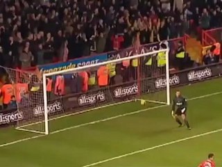 Ruud Van Nistelrooy double against Charlton