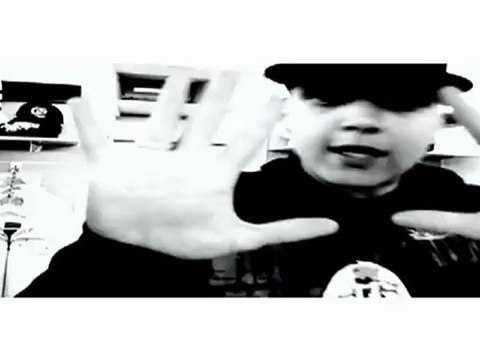 malik(delta force)_remix effet boule de neige clip.avi -
