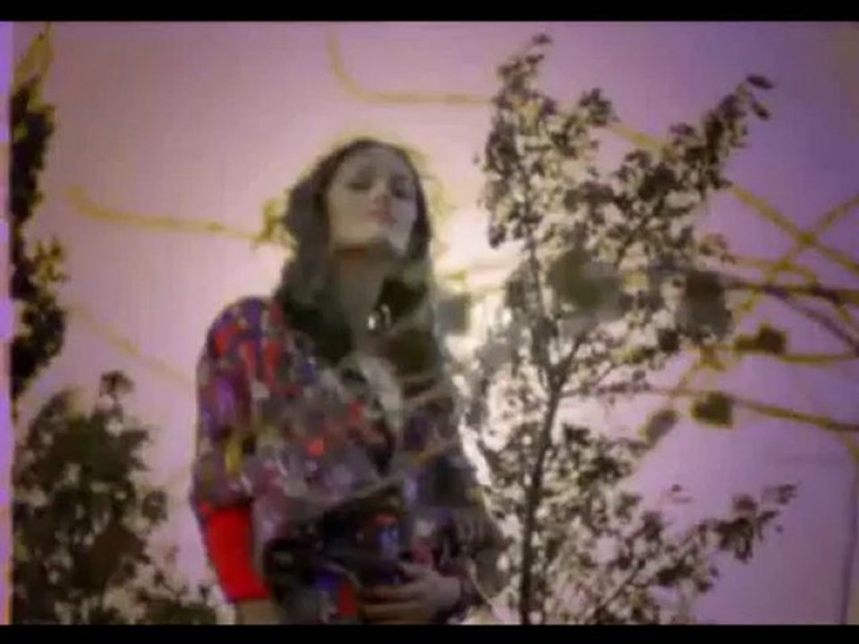 Vanessa Paradis - Le petit vent du desert