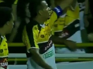 Emulan a Raúl Tamudo en Brasil