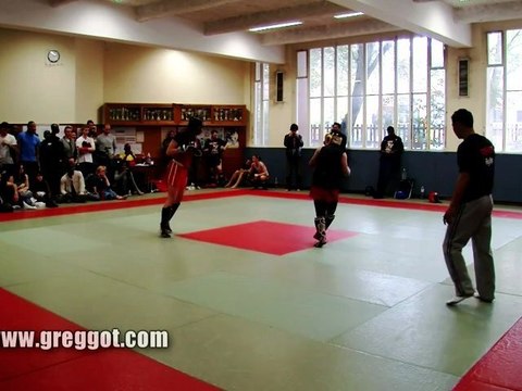 Combat Boxe Pieds Poings - Sanda : Hélène vs Nouf