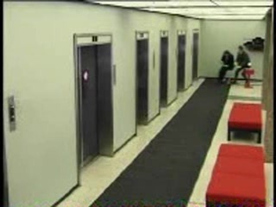 QUANDLECHEFESTABSENT-02_1