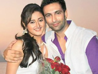 Veer A.K.A Nandish Sandhu Turns Chef For His Wife Rashmi Desai - TV Gossip