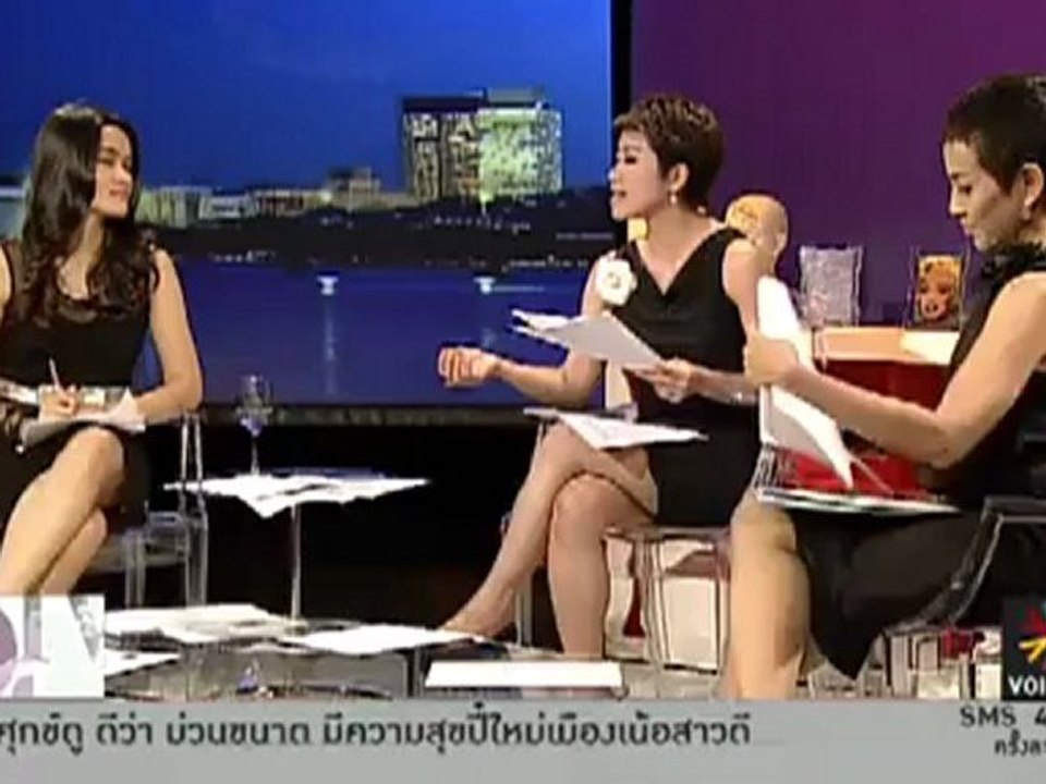 รายการ Divas Cafe  ประจำวันที่ 9 เมษายน 2555