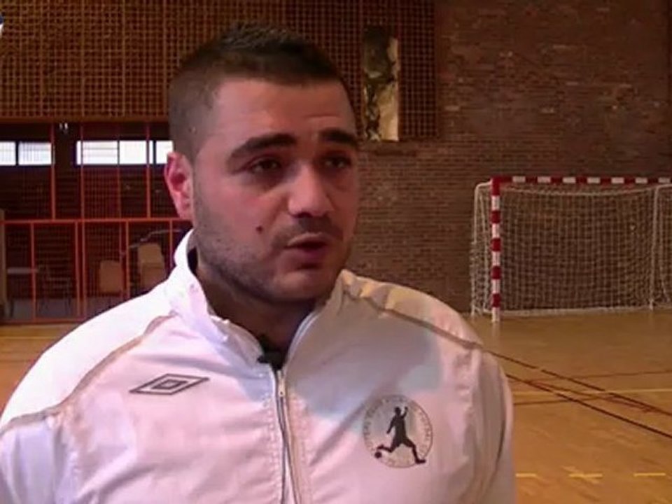 Moustapha Tasyurek, entraineur du FC Picasso