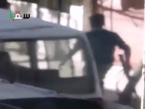 فري برس ريف دمشق سقبا تحليق طيران حربي منخفض منذ الصباح 9 4 2012 ج3