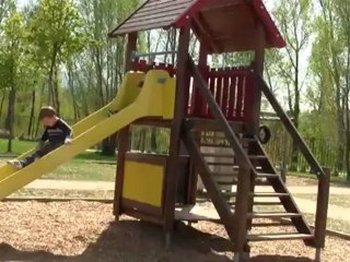 enzo et mathéo au parc avril 2012