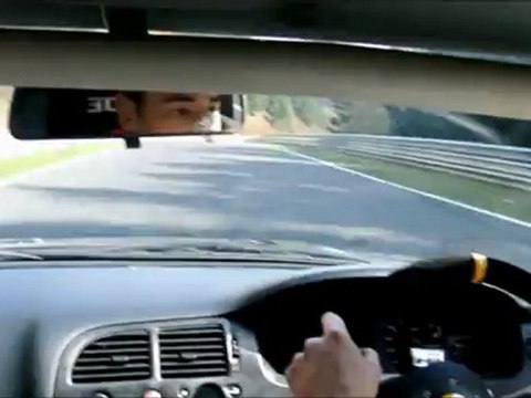 R33 gtr vs R35 gtr au Nurburgring
