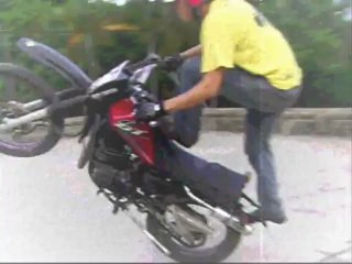 THE GRILLO FREE STUNT  EN SU TIEMPO DE DT