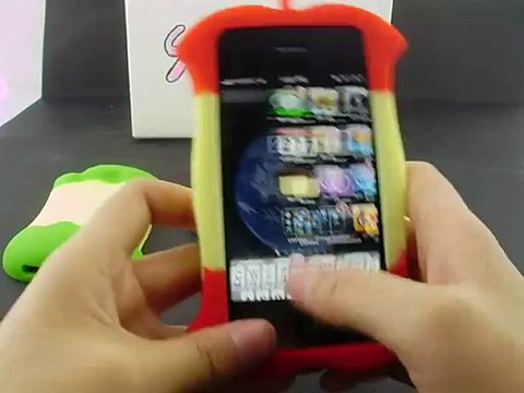 AppleCore iPhone 4S Silicone Skin Case with Earphone Winder